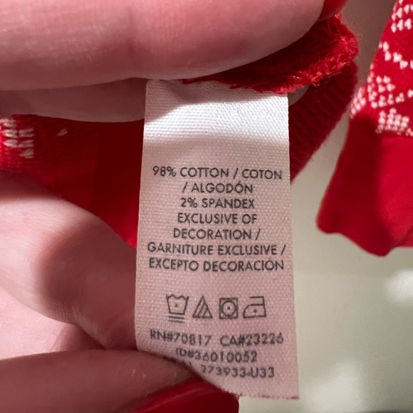 Victoria’s Secret Red Patterned Women's thermal pajama set, medium, holiday. - Picture 4 of 10